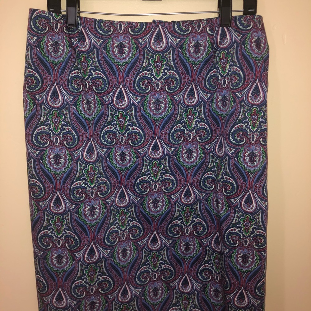 Paisley Knee-Length Pencil Skirt